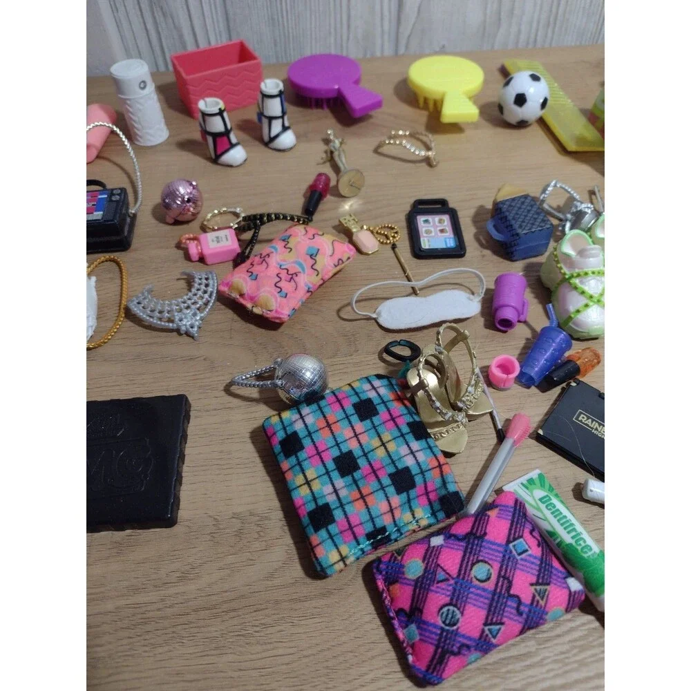 Rainbow High Shoes Accessories Hangers Combs LOT